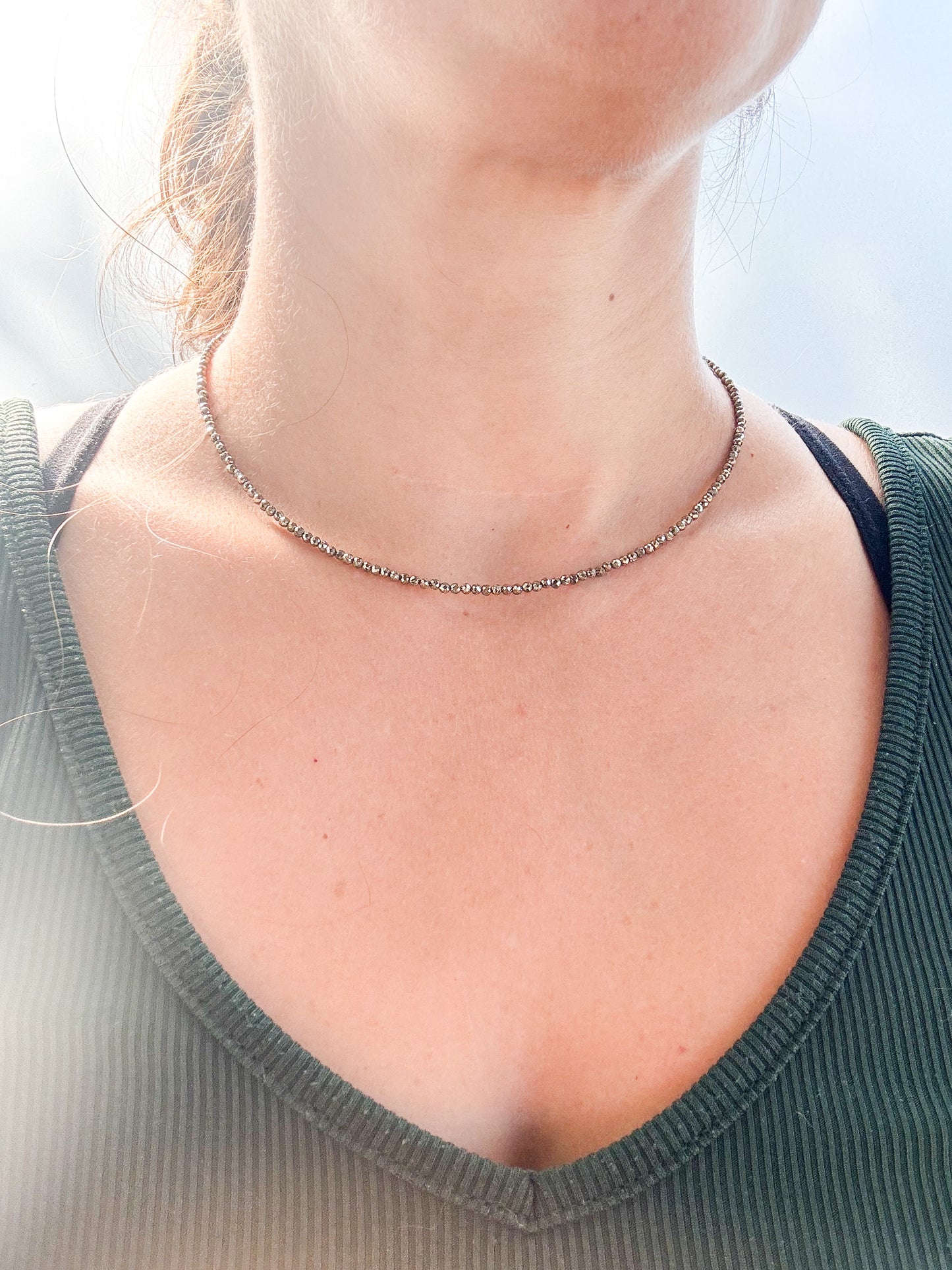 𝒮𝓅𝒶𝓇𝓀𝓁𝑒 𝒷𝓎 𝒜𝓊𝓇𝑜𝓇𝒶 𝐻𝒶𝓃𝒹𝓂𝒶𝒹𝑒  - Pirite